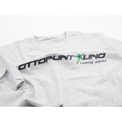 Camiseta de algodón gris, letras negras.